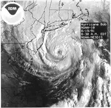 http://www.hurricanes-blizzards-noreasters.com/bobphoto11.jpg